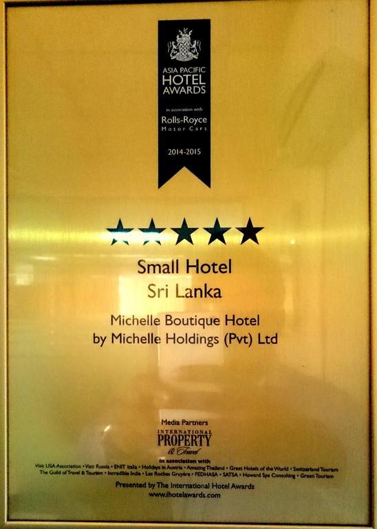 Michelle Boutique Hotel بالابيتييا المظهر الخارجي الصورة